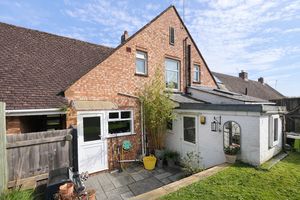 Photo 9- click for photo gallery